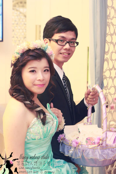 敬酒.花圈.浪漫.新娘.造型 敬酒.花圈.浪漫.新娘.造型