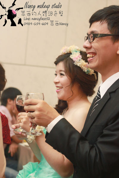 敬酒.花圈.浪漫.新娘.造型 敬酒.花圈.浪漫.新娘.造型